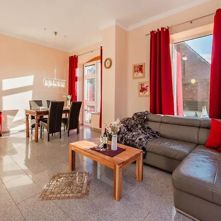 Apartment Der Schlosshof *